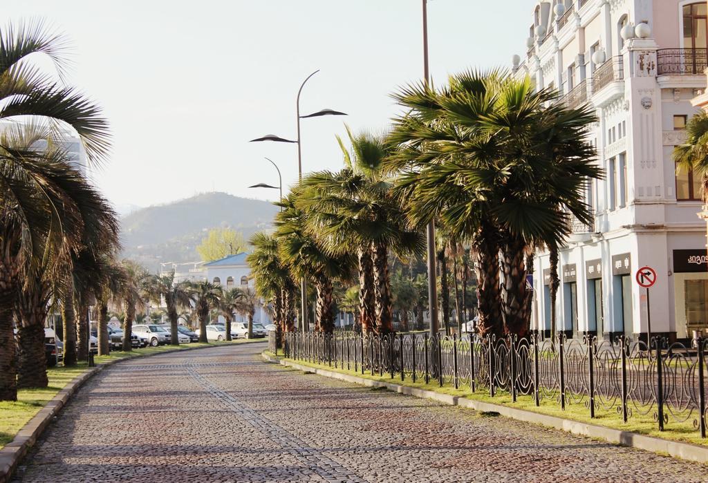 Batumi Summer Hotel Eksteriør billede